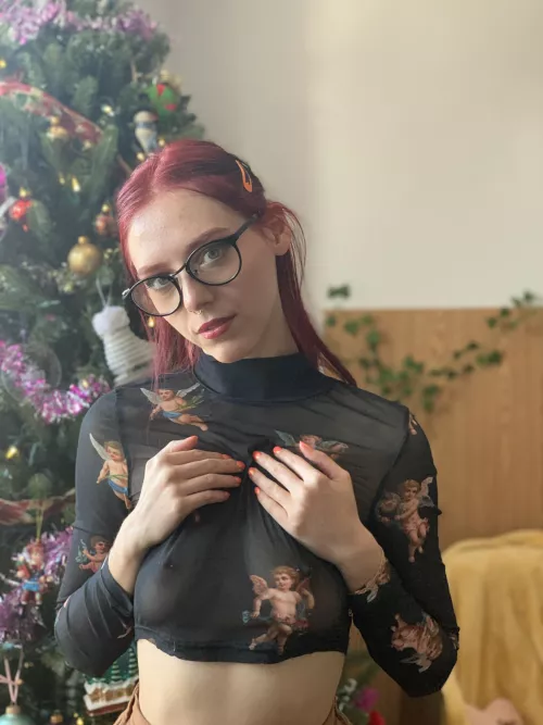 Just a slut in glasses ☺️🥰