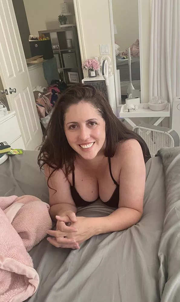 Just a smile and some cleavage. Too mild? Just a smile and some cleavage. Too mild?