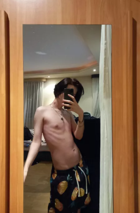 just a twink boy π¦ wanna text me? π