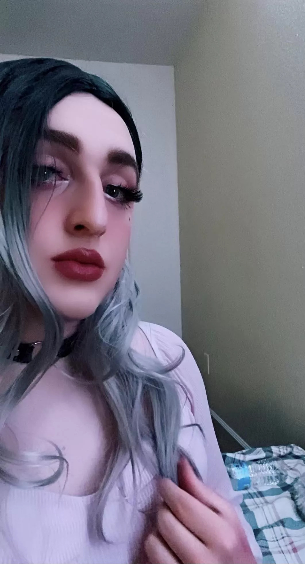 Just a very manly man here don’t mind me😇