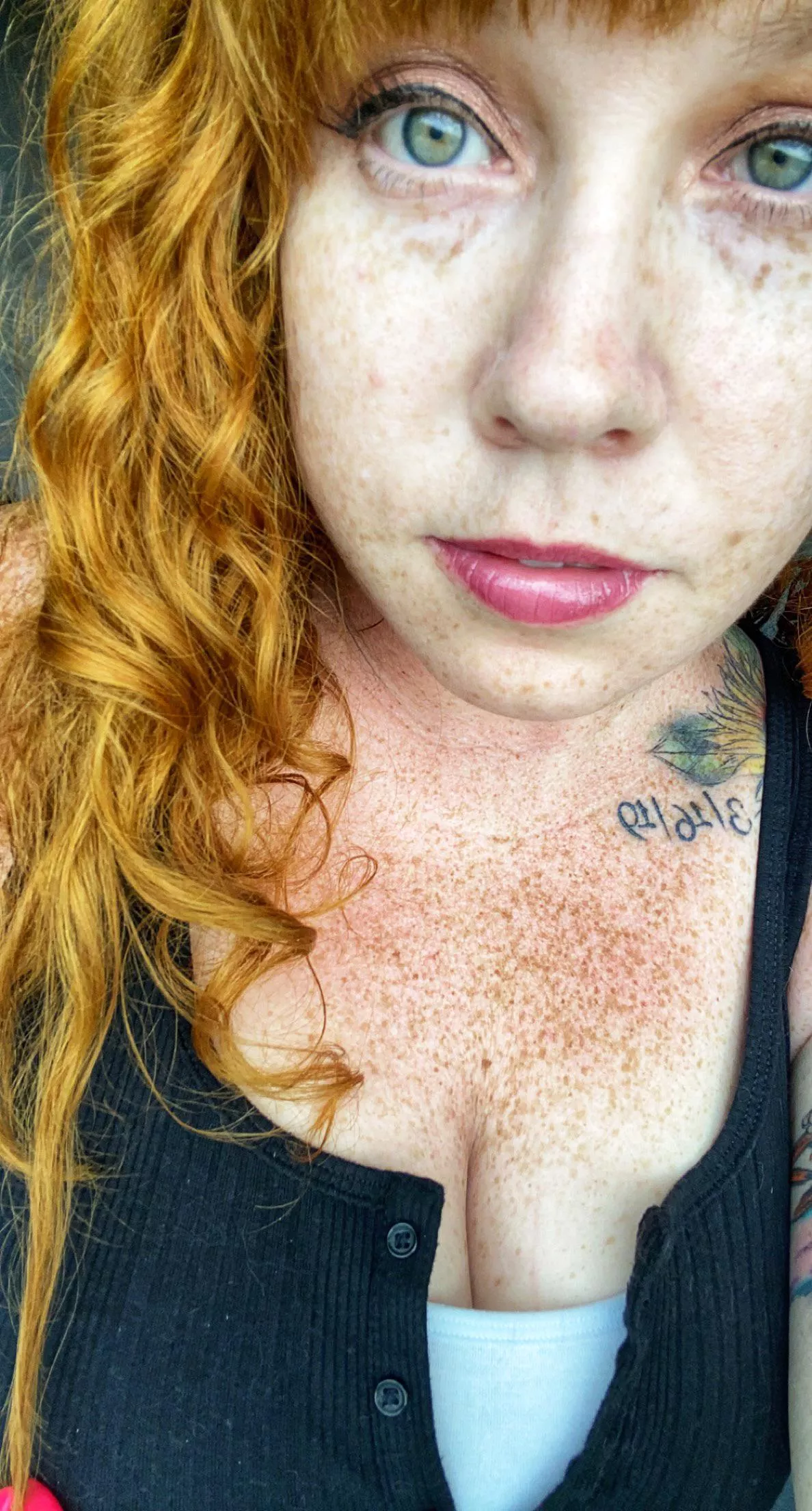 Just about everyone loves a redhead with curls, right? Just about everyone loves a redhead with curls, right?