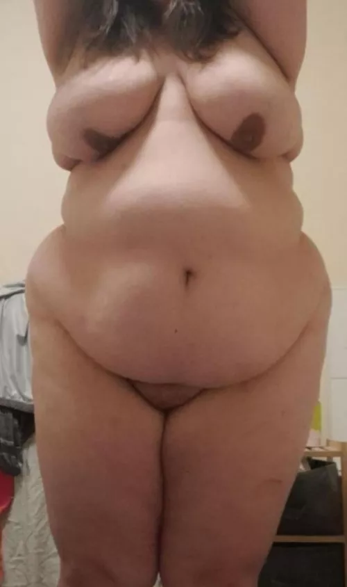 Just another chubby gal saying hi Just another chubby gal saying hi