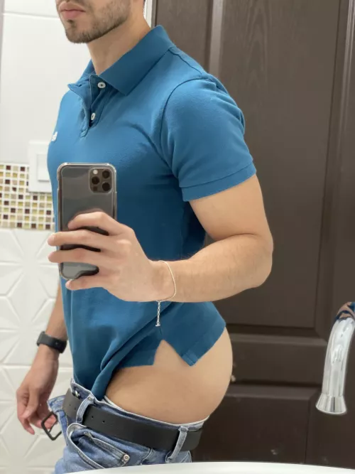Just another day at work π·π»ββοΈ