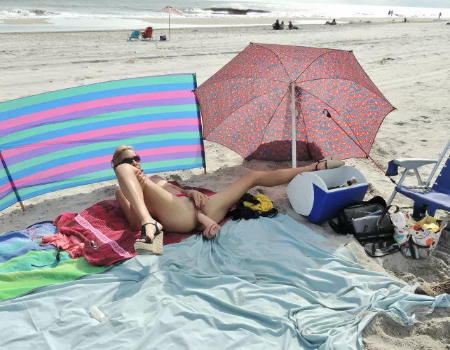 Just another day (f) at the public beach πβ±