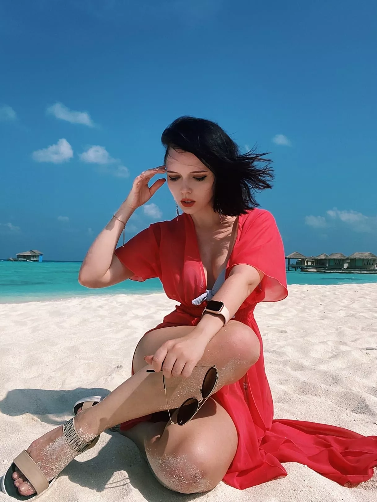 Just another pics from the beach, red suits me right? :3 Just another pics from the beach, red suits me right? :3