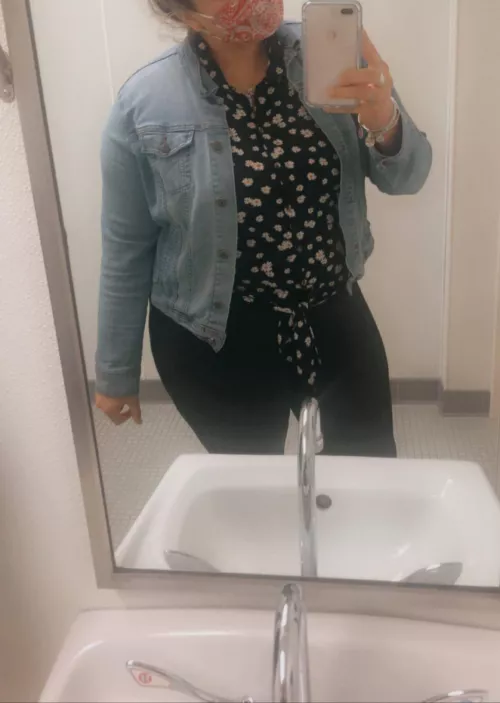 Just at work thinking about getting filled up. πΈβ οΈ