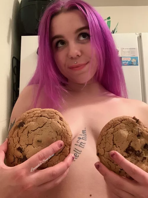 just baked some cookies! anyone want a bite?