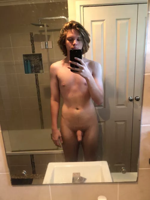 just checking out the opinions of the general public :p [20-6’1-87kg]