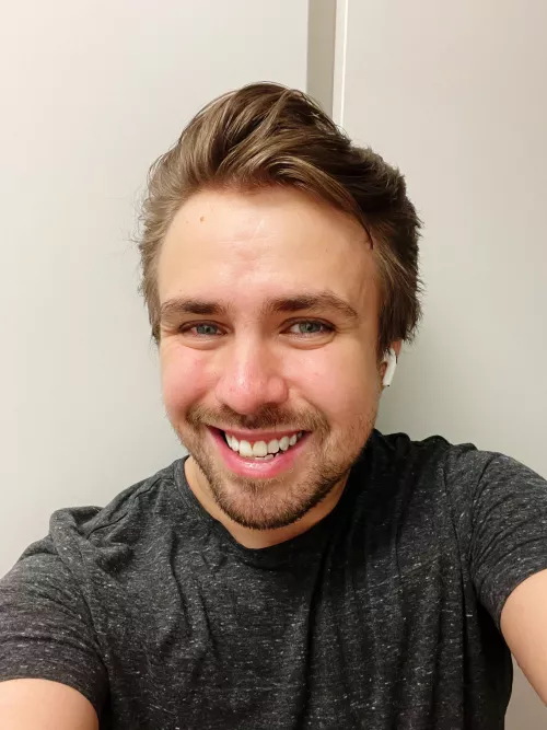 Just got home from the bar, no one to cuddleโฆ but am glad I have you guys!! :D Just got home from the bar, no one to cuddleโฆ but am glad I have you guys!! :D