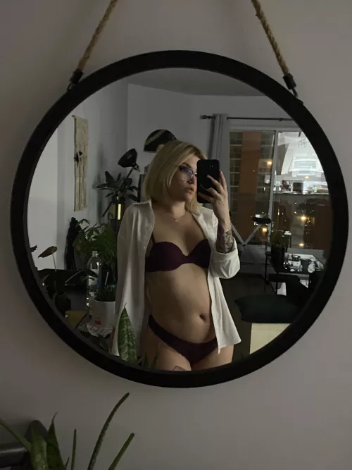 Just got home from work [f] [f27]