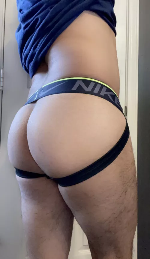 Just got my new Nike hard to find style. These are easily my new faves🔥