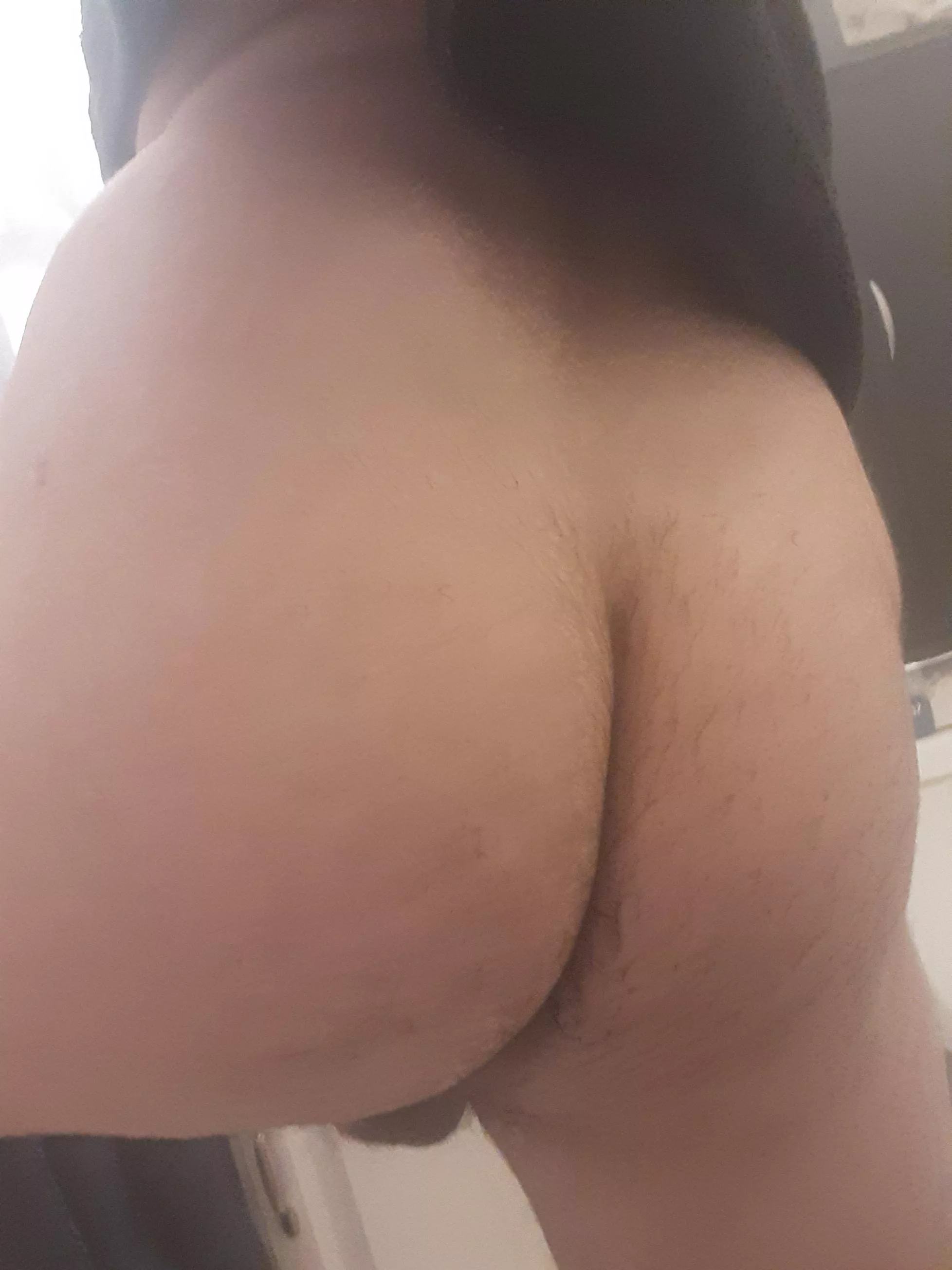 Just got out of the shower, feel free to hmu