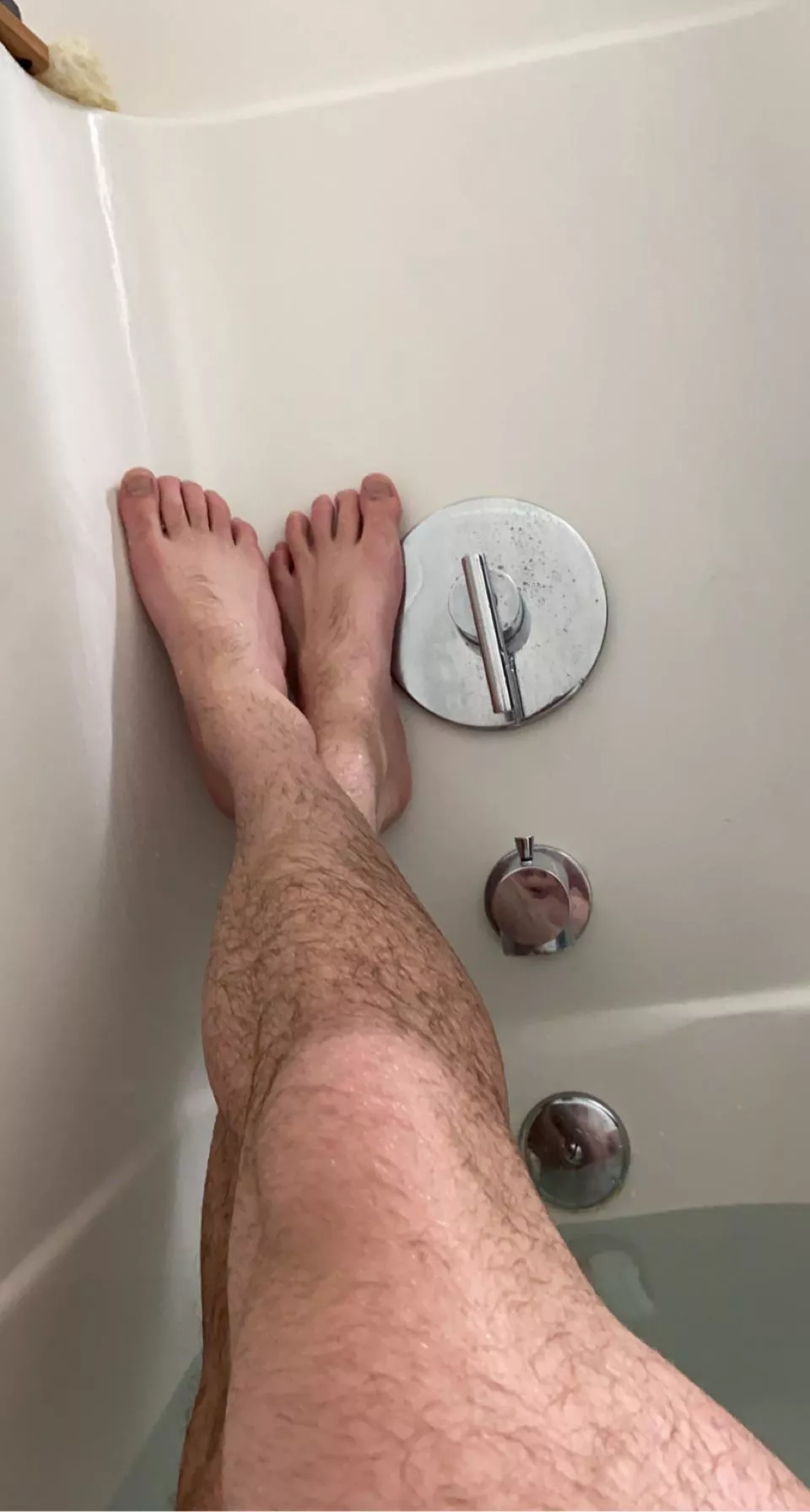 Just hanging out in the bath
