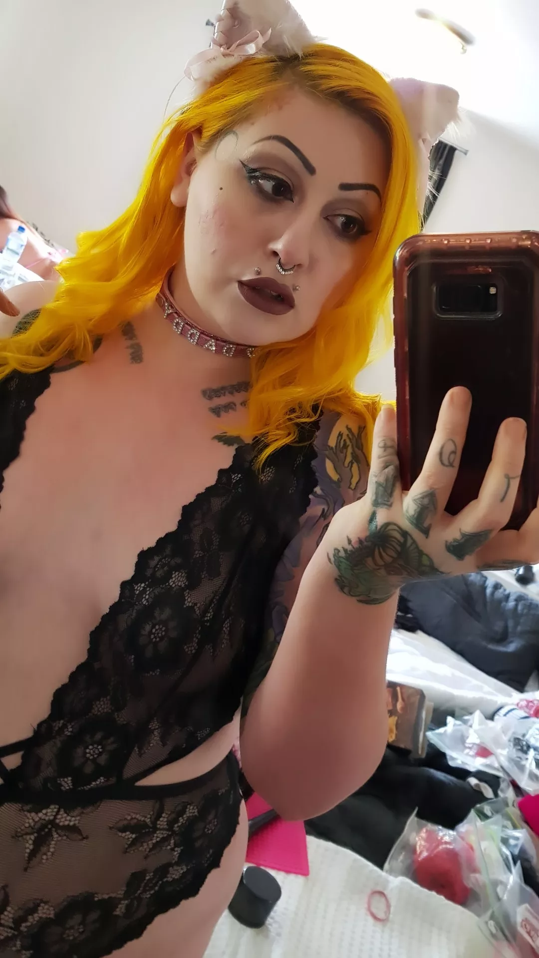 Just kitten around ?