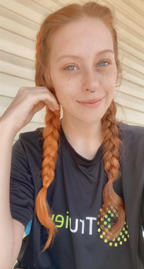 just learned how to faux french braid π
