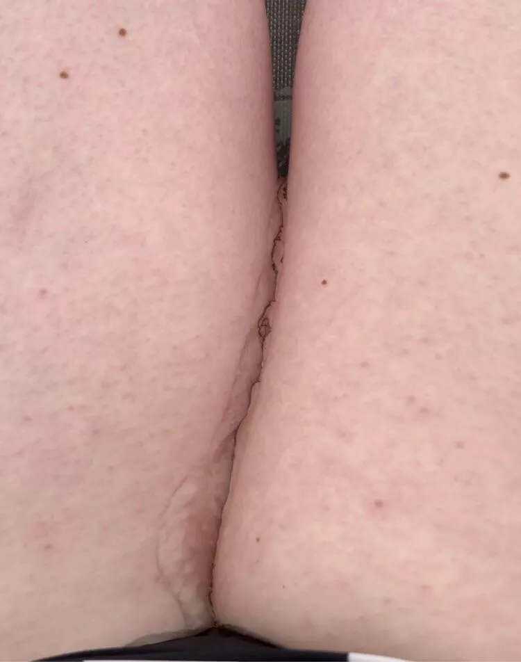 Just made such a mess all over this chair. ?