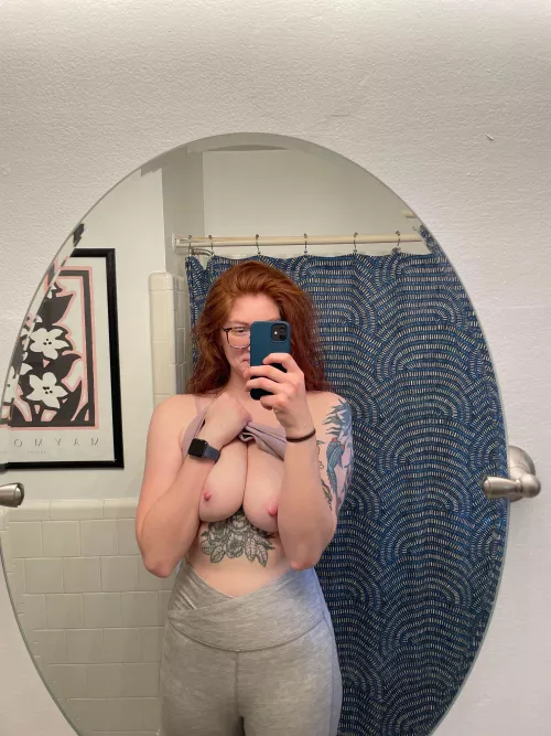 Just need someone to tie me up and play with my nips Just need someone to tie me up and play with my nips