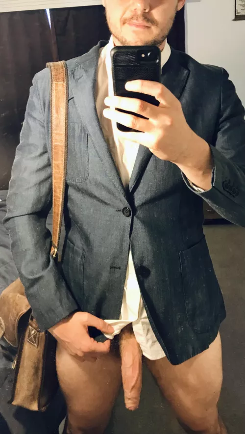 Just off to teach my class, wish me luck…(m) 36