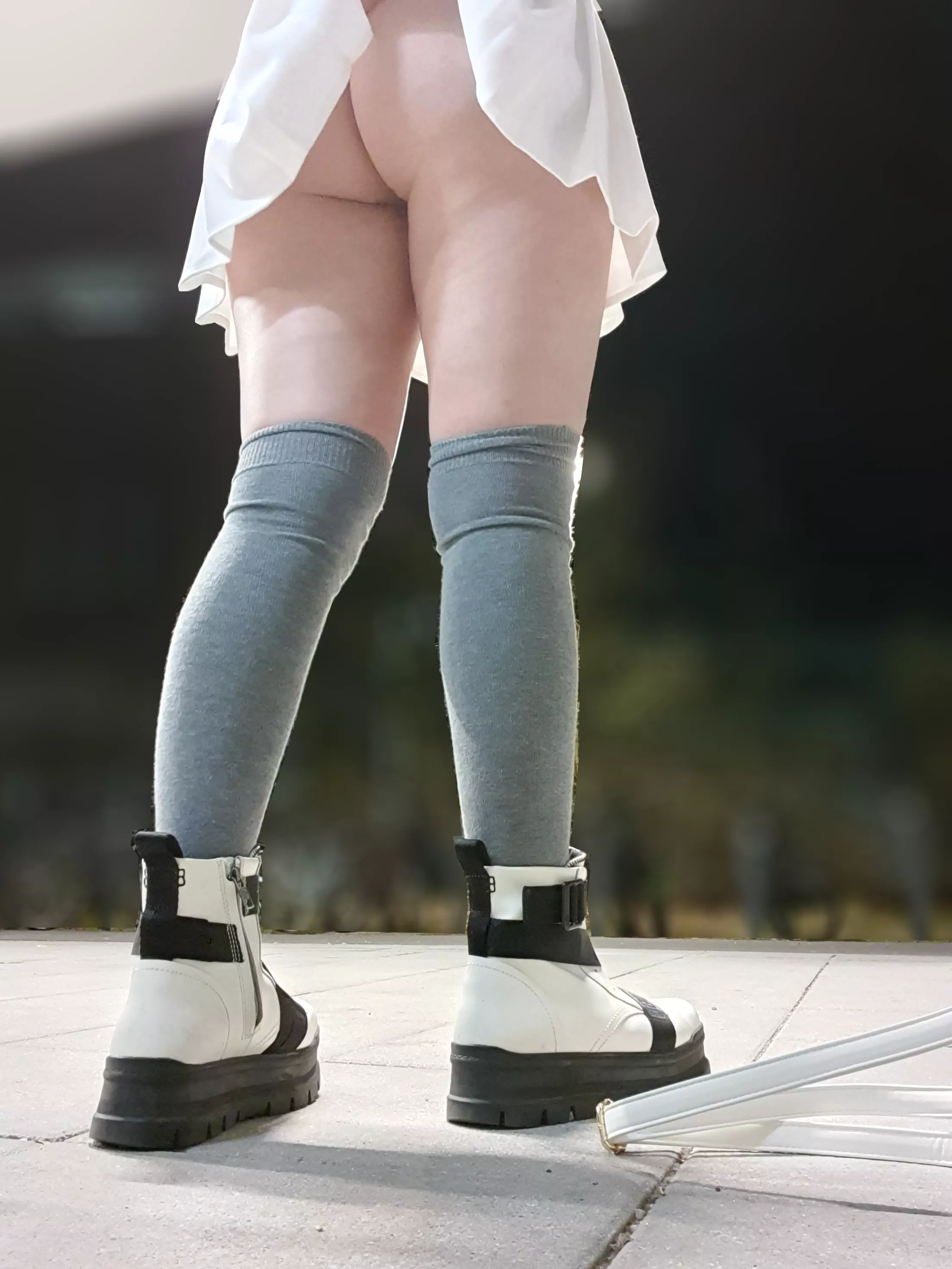 Just out for a walk around the neighborhood 👀