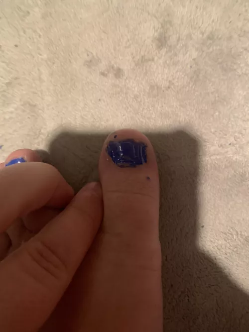 Just painted my nails 🦶