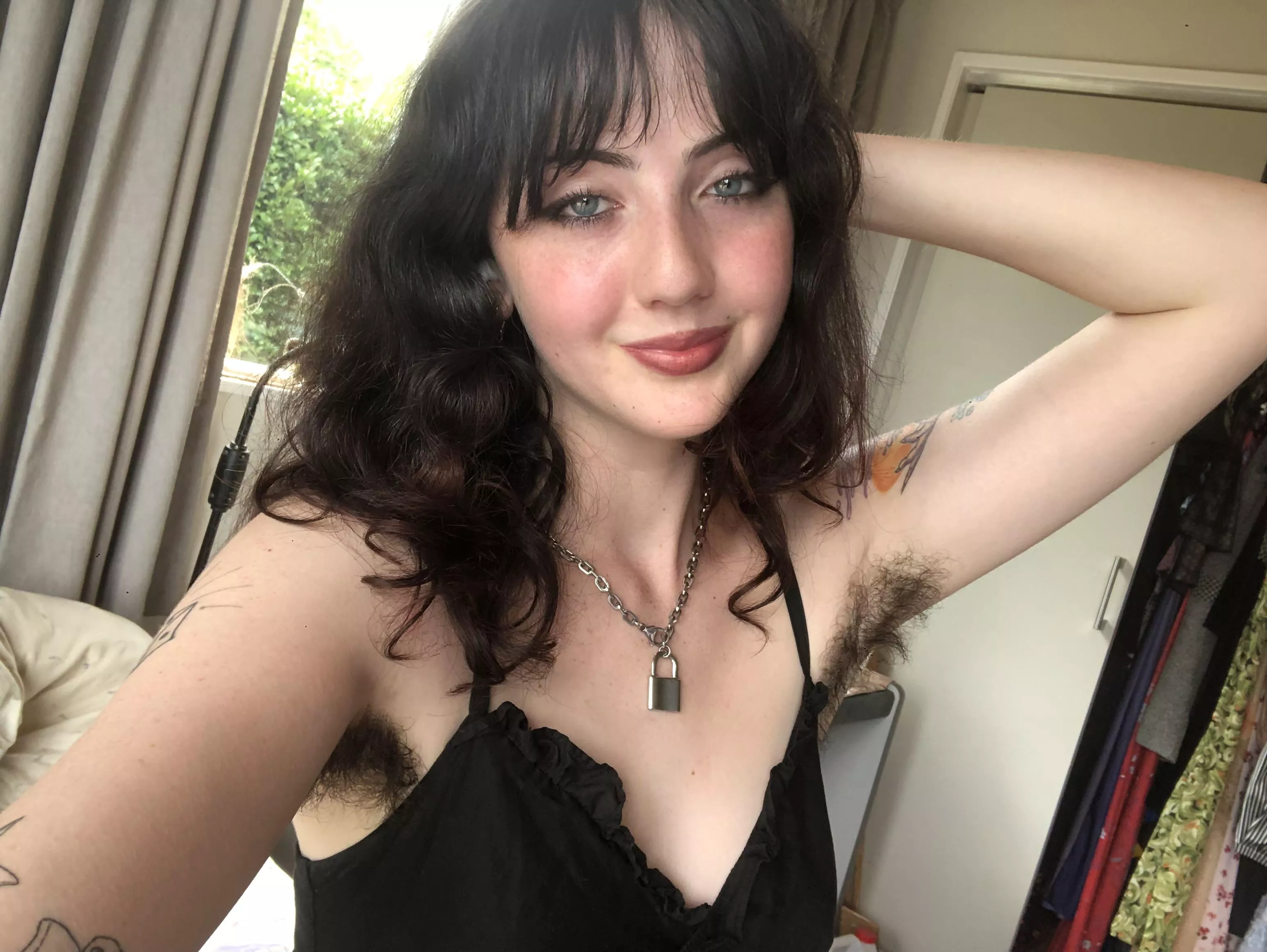 Just poppin in to say hi 🥰😌