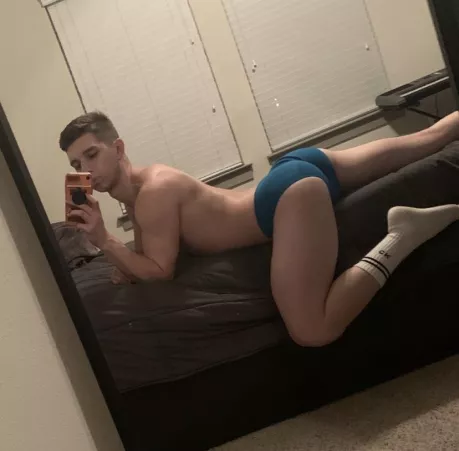 Just push the undies to the side ๐