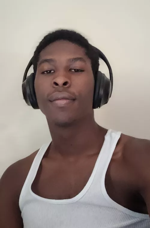Just started to play league. Anyone have any pointers? π