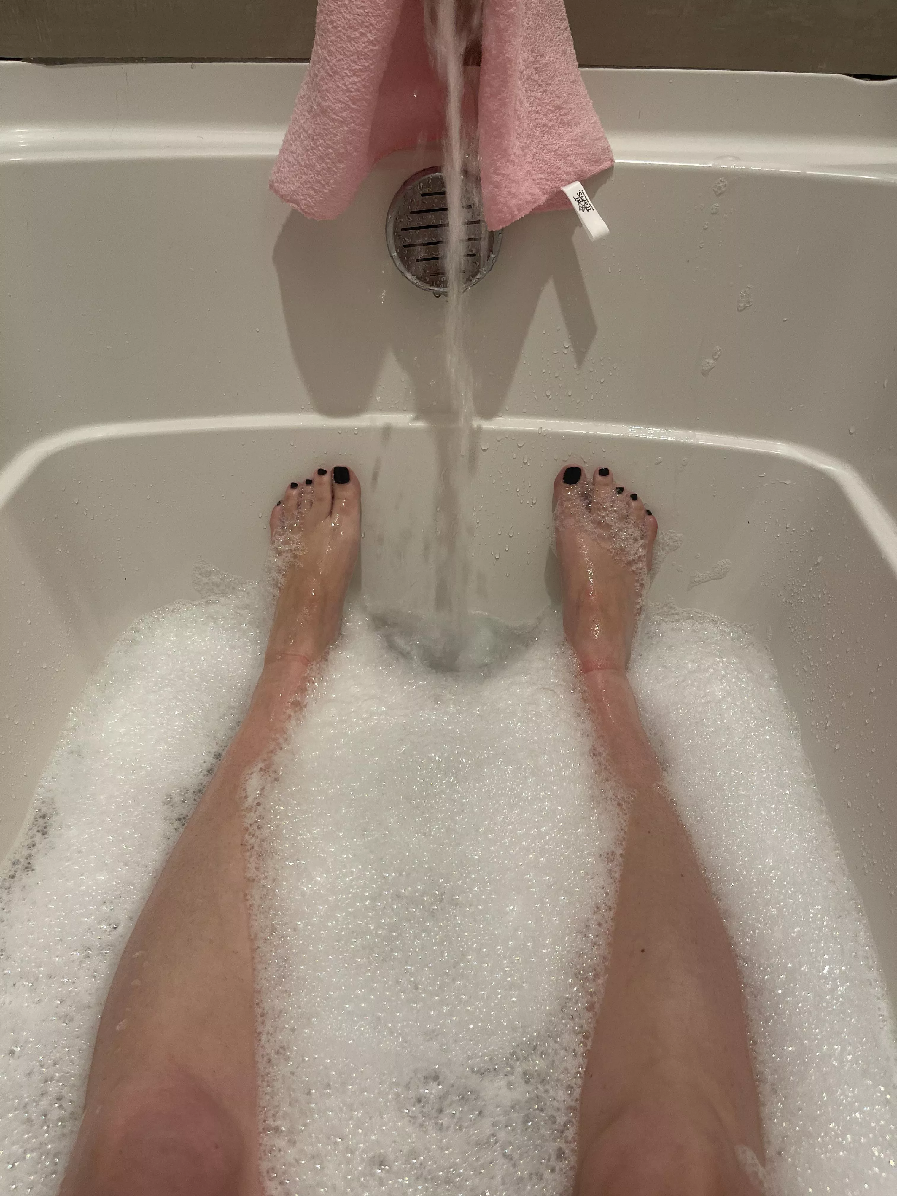 Just starting my community, and I want to meet you 😉