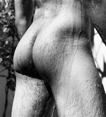 Just taking a shower outside, too hot today 🔥