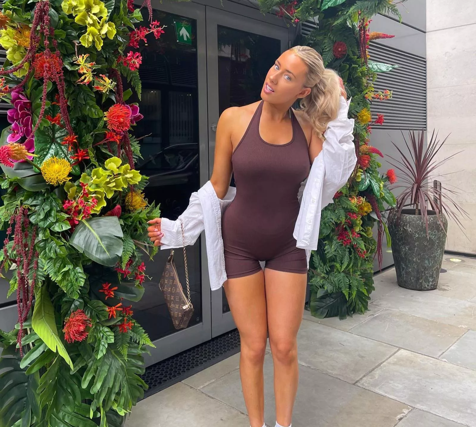 Just the slightest little pokies~ Just the slightest little pokies~