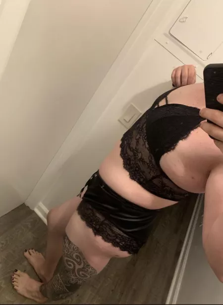 Just trying to be a good femboy Just trying to be a good femboy