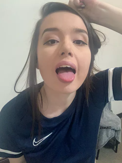 Just waiting for raindrops 🙈