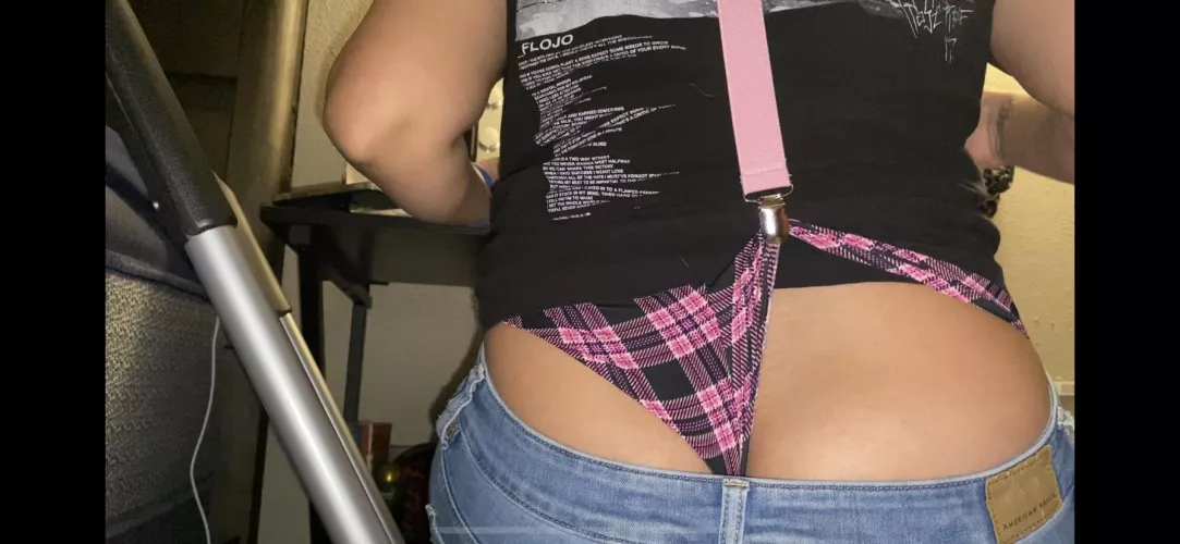 Kandies secret Santa got her suspenders, and showed her how to wear them right!