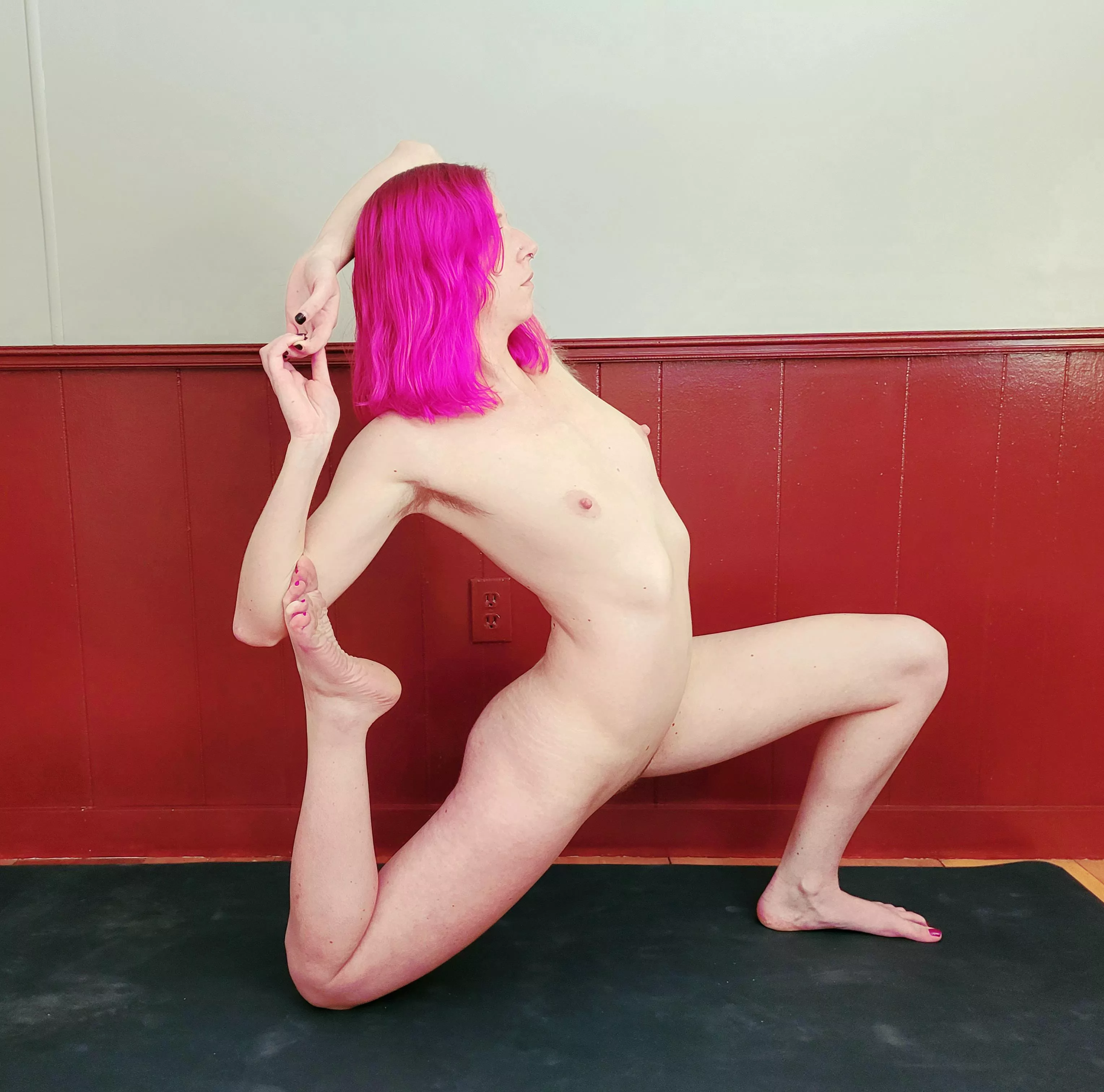 Kapiasana with Kapotasana Variation Kapiasana with Kapotasana Variation