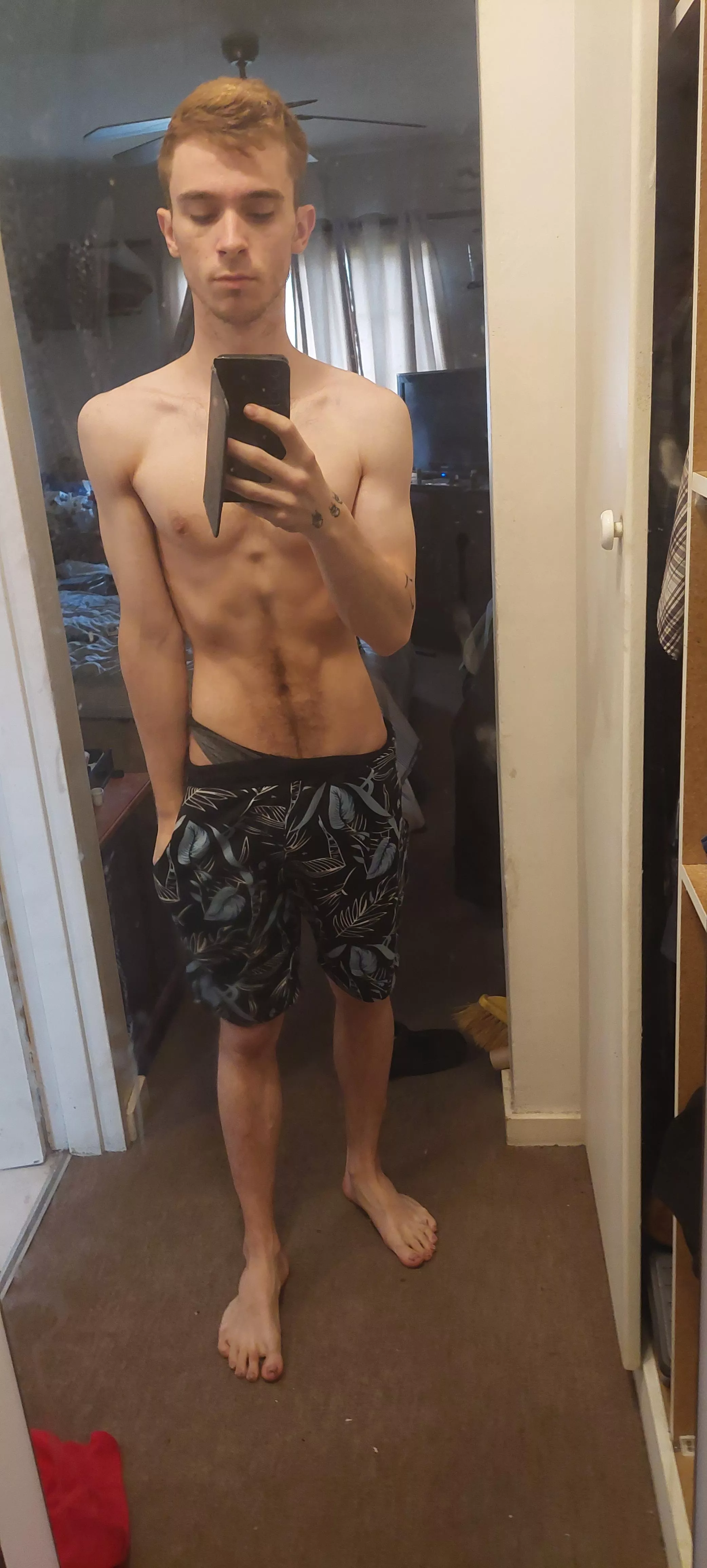 Keep forgetting that I like mirror selfies lol. Goodmorning!