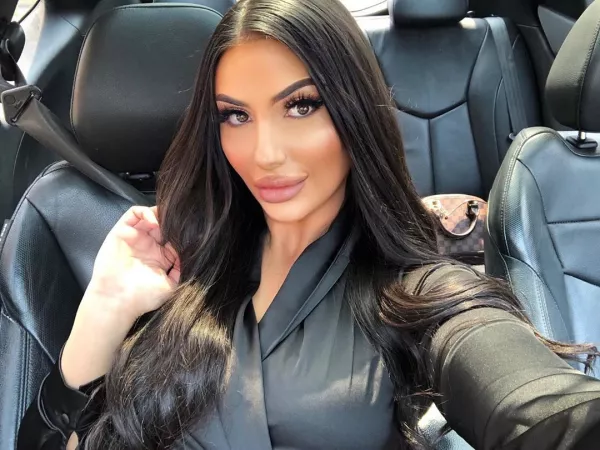 Khadijah Kaevska Khadijah Kaevska