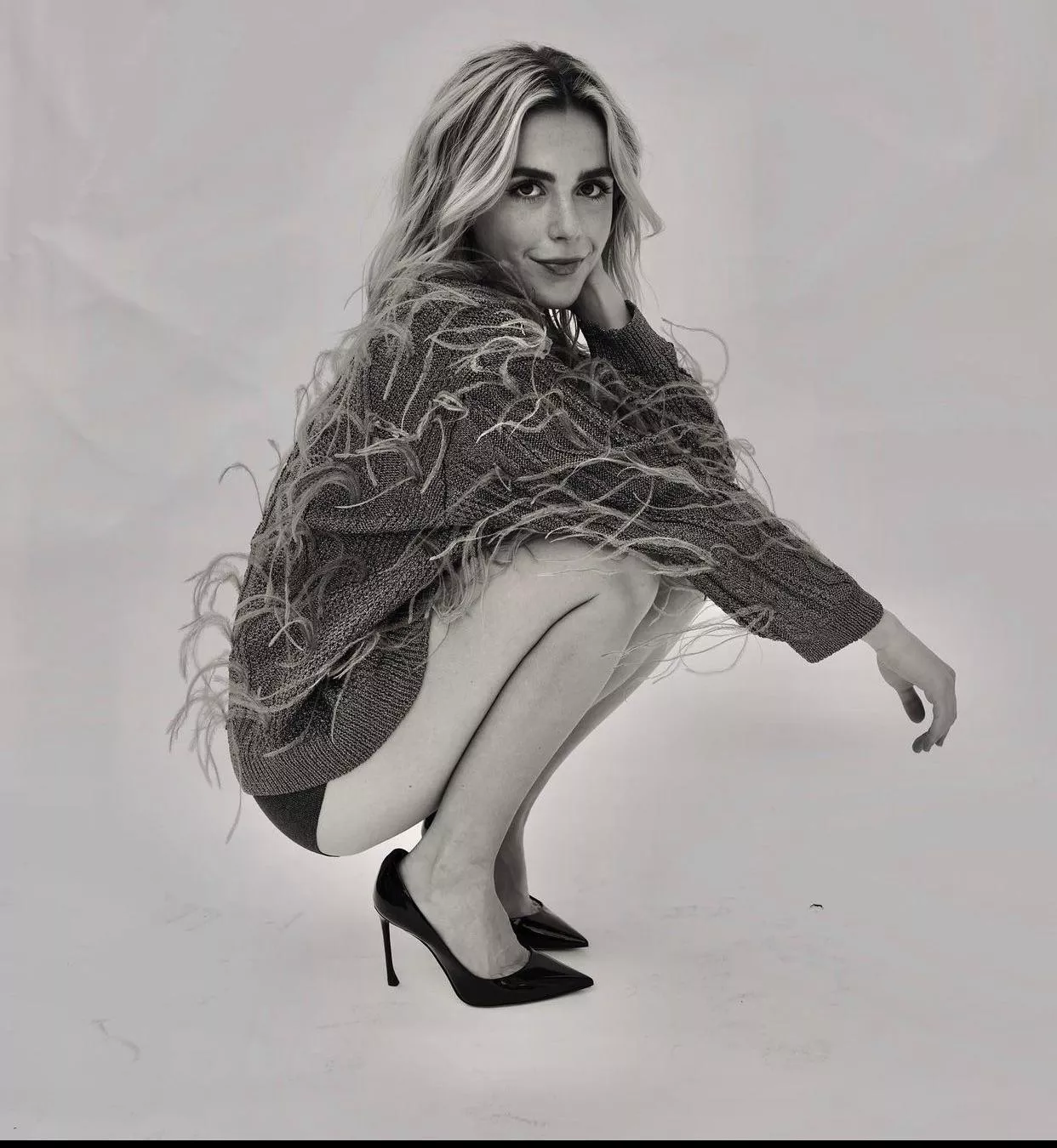Kiernan Shipka makes me want to help bi buds cum. Kiernan Shipka makes me want to help bi buds cum.