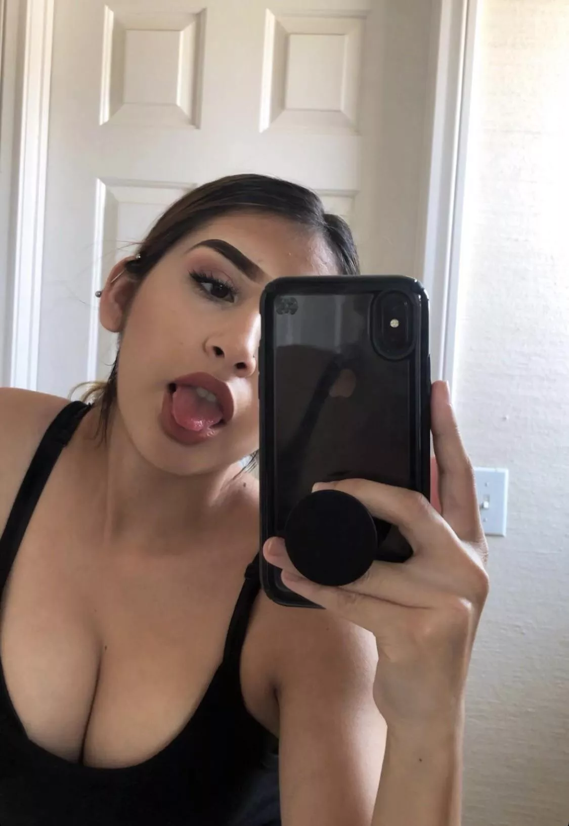 Kik mami_simba Kik mami_simba