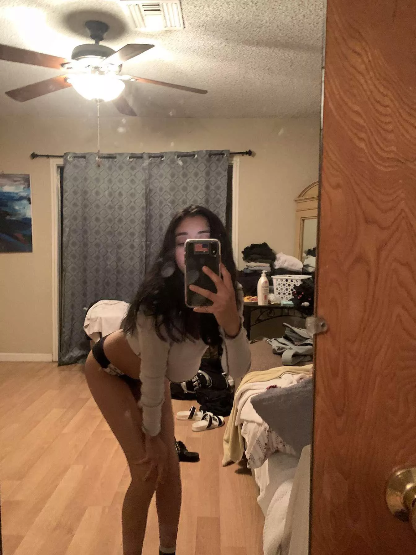 Kik nuttondessi69 with your cock over me 😈