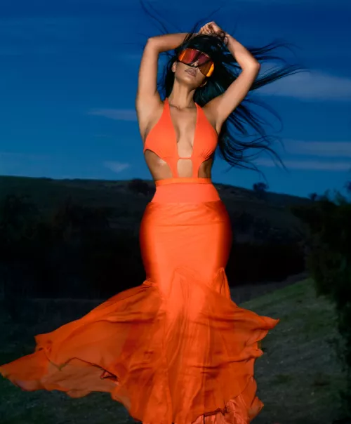 Kim in Orange 😳 Kim in Orange 😳