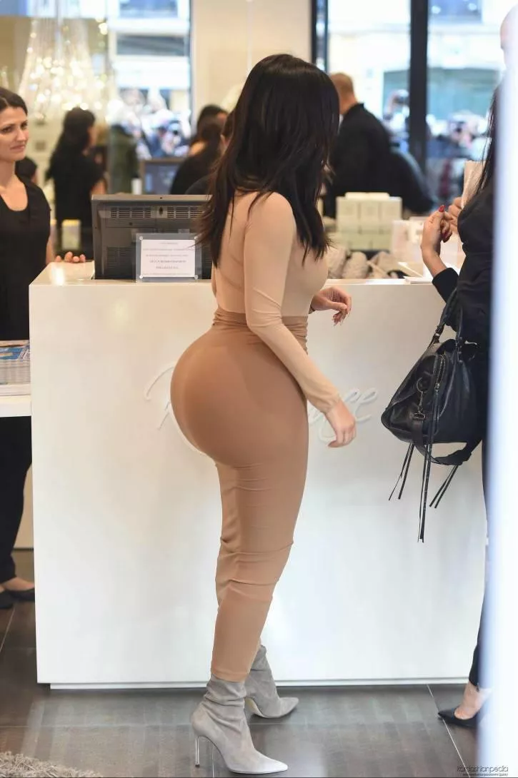 Kim’s body is perfection