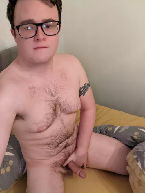 Kind of hoping someone I know irl recognises me...