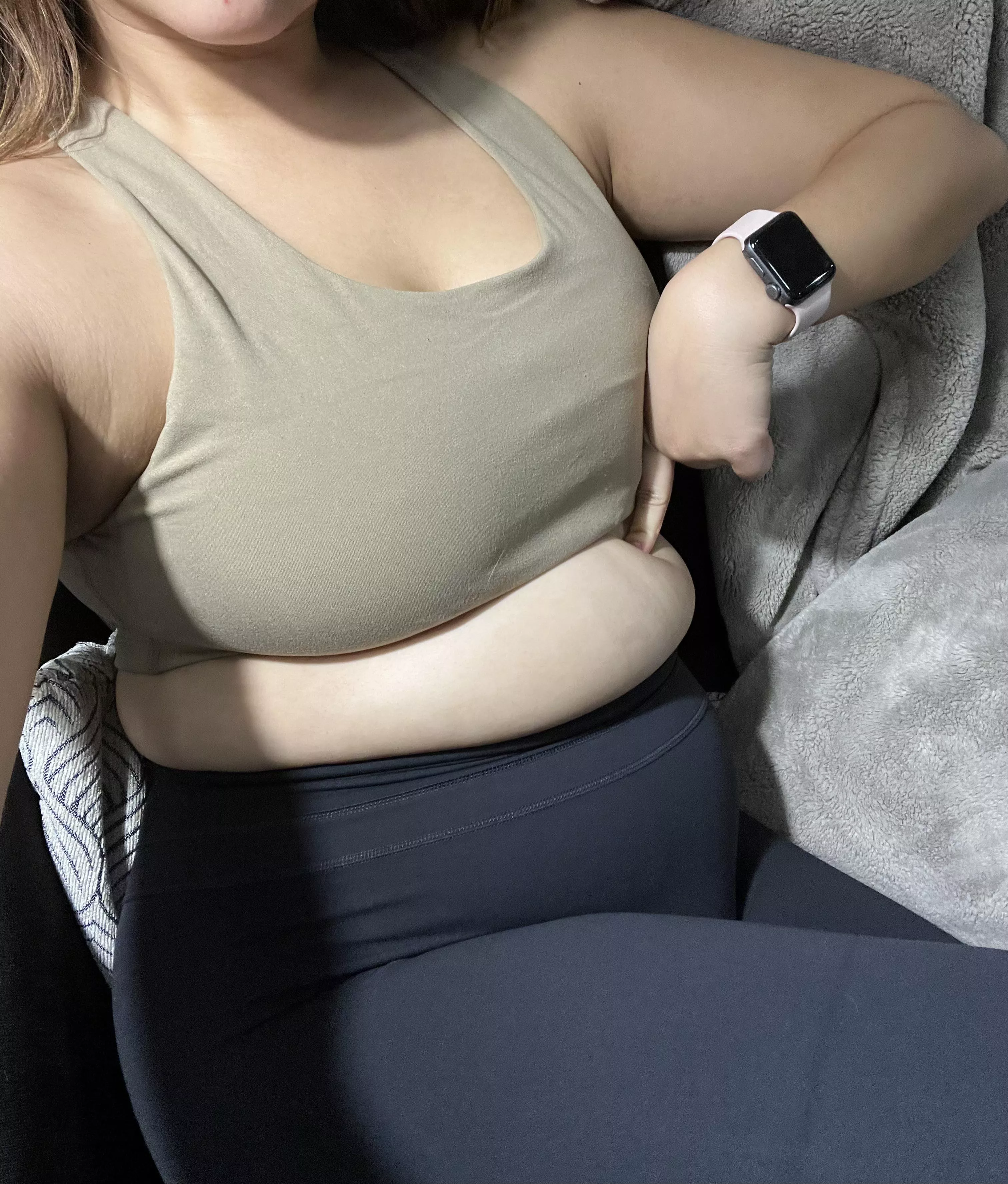 Kinda sad my new leggings don’t fit 😭 time to go up a size