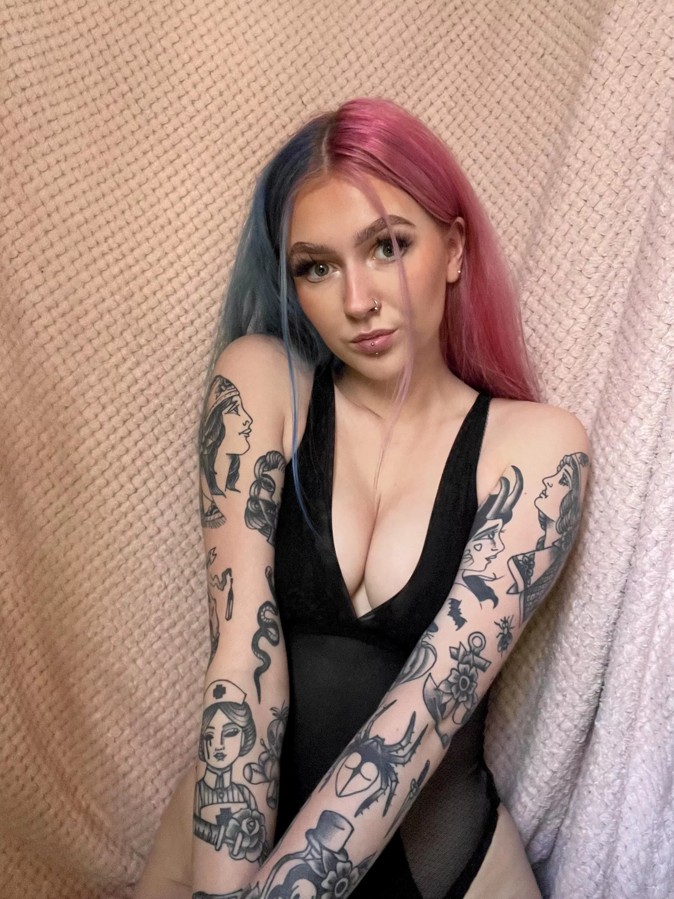 ✨ kink and fetish friendly ✨ come and play with me ✨ SC: nicolavictoriax ✨ ...