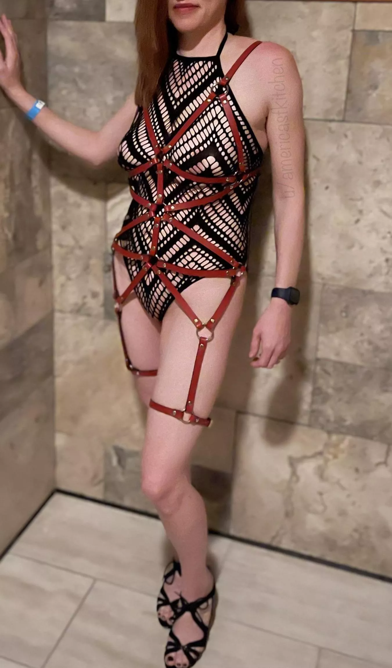 Kink night at the club [f]