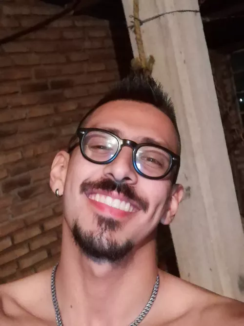 kinky boy here from mexico