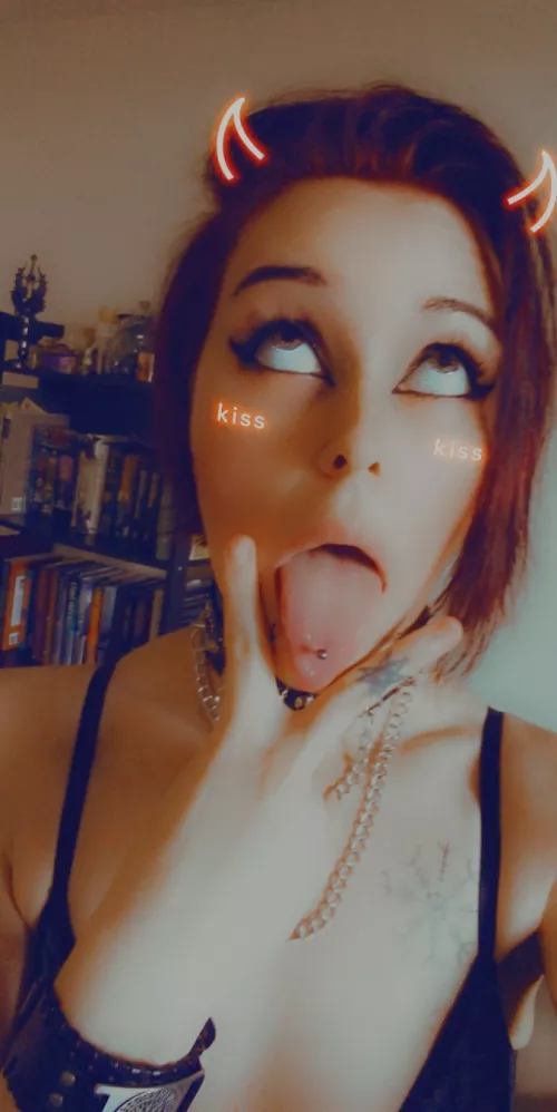 Kiss kiss ๐ Kiss kiss ๐