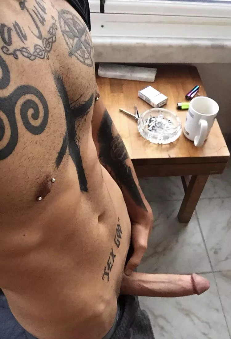 Kneel before “SEX GOD”🍆🍑 Kneel before “SEX GOD”🍆🍑