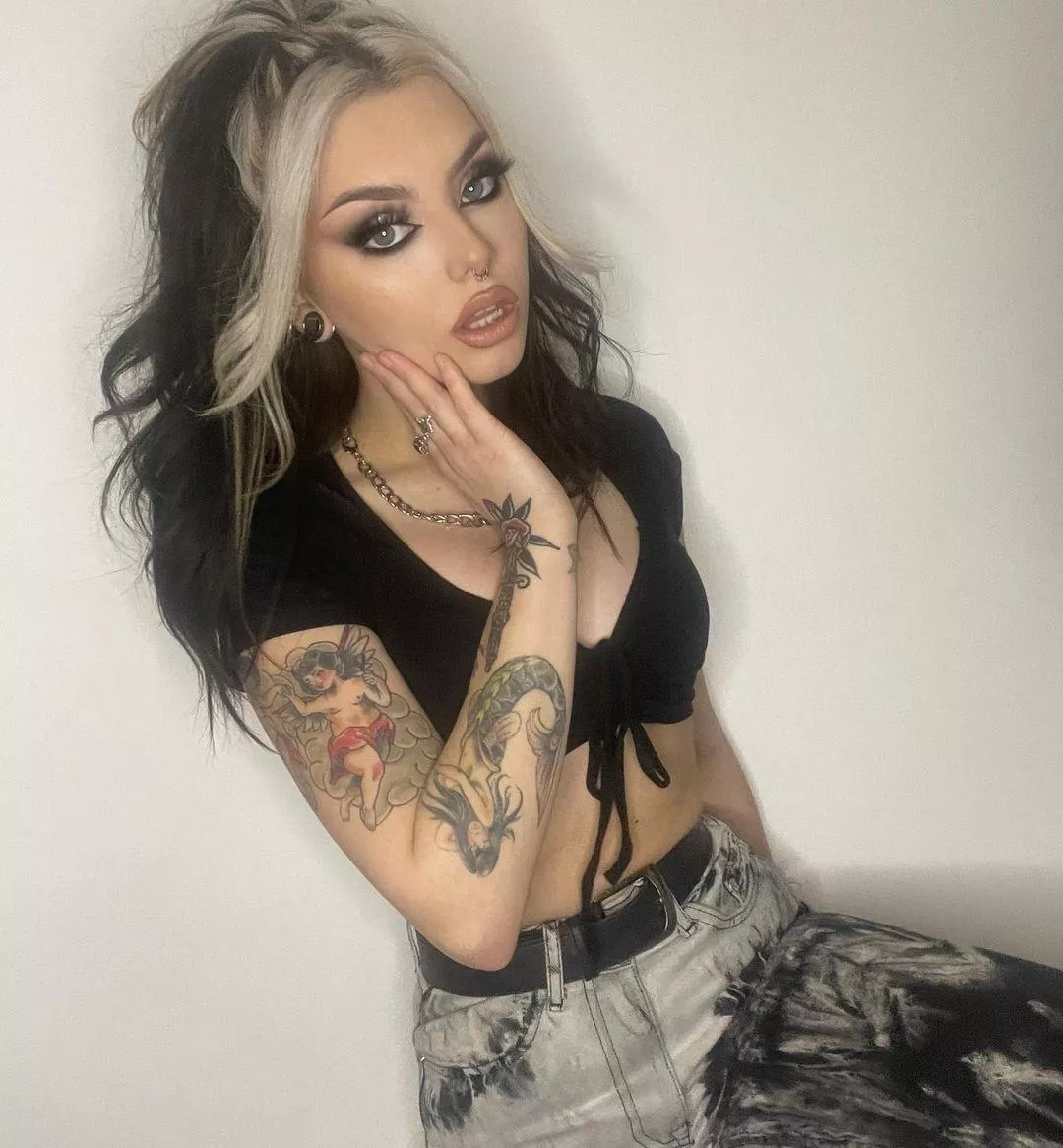 Kyra🐉 (@kyrarobinsonn_) [instagram]