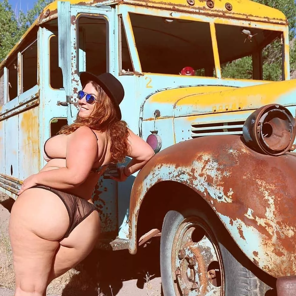 LA LA